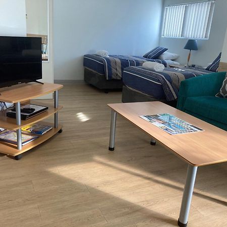 Mandurah Ocean Marina Chalets מראה חיצוני תמונה