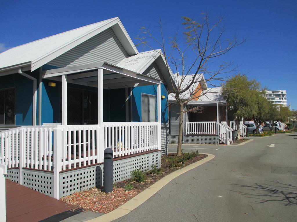 Mandurah Ocean Marina Chalets מראה חיצוני תמונה
