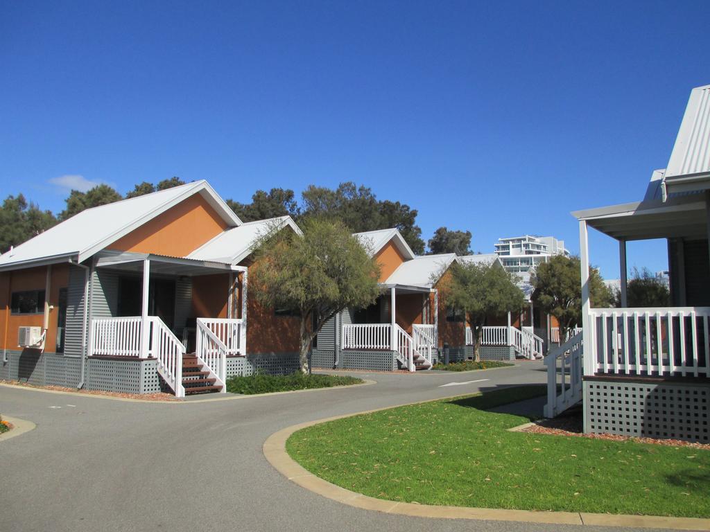 Mandurah Ocean Marina Chalets מראה חיצוני תמונה