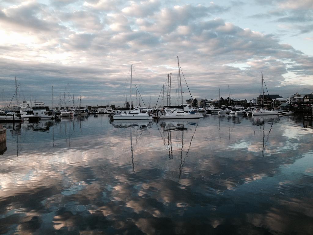Mandurah Ocean Marina Chalets מראה חיצוני תמונה